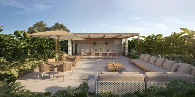 Terraço descoberto com pergolado, guarda-sol, mesa de refeições e sofá em L entre a vegetação