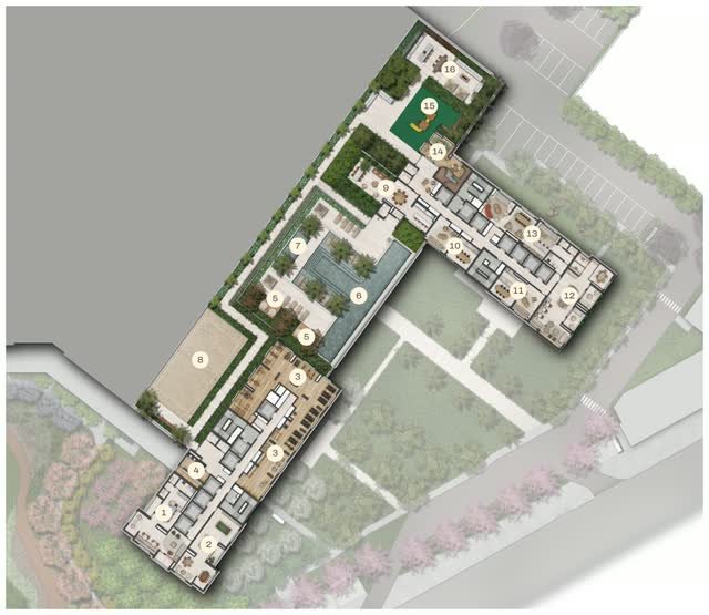 Implantação do 4º pavimento com piscina de 25 m, quadra de beach tennis, salões, lounges, coworking e áreas kids