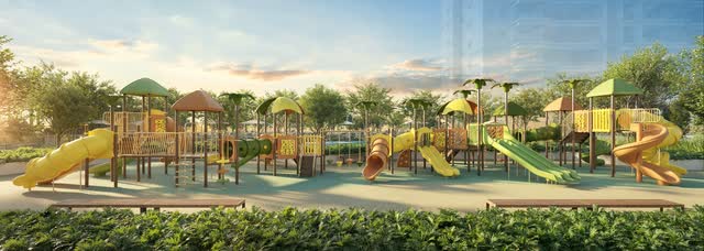 Playground amplo com torres de brinquedos, escorregadores coloridos e vegetação